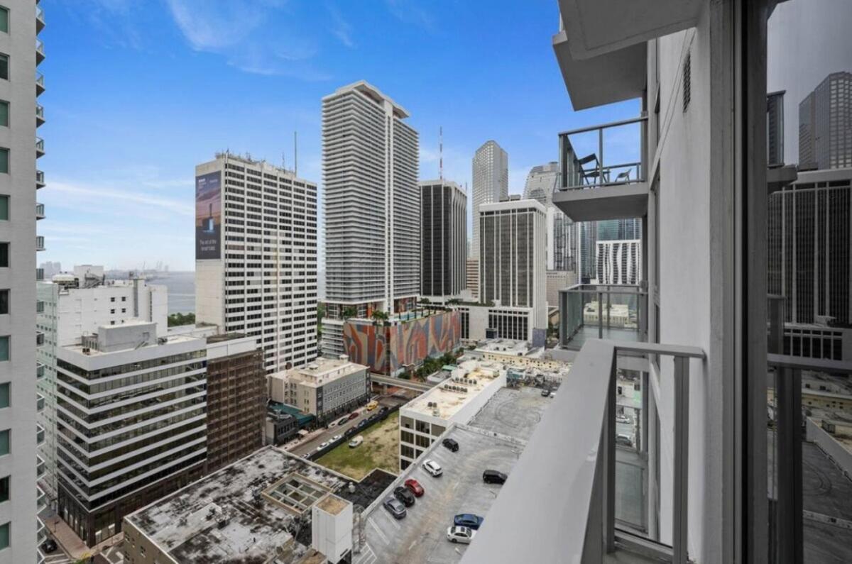 Modern Luxe Studio In Downtown Miami With Rooftop Pool And Gym Apartamento Miami